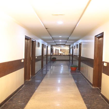 Hotel Pappan Plaza Palwal Ngoại thất bức ảnh