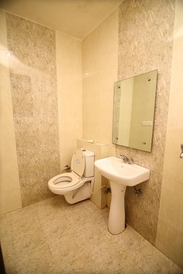Hotel Pappan Plaza Palwal Ngoại thất bức ảnh