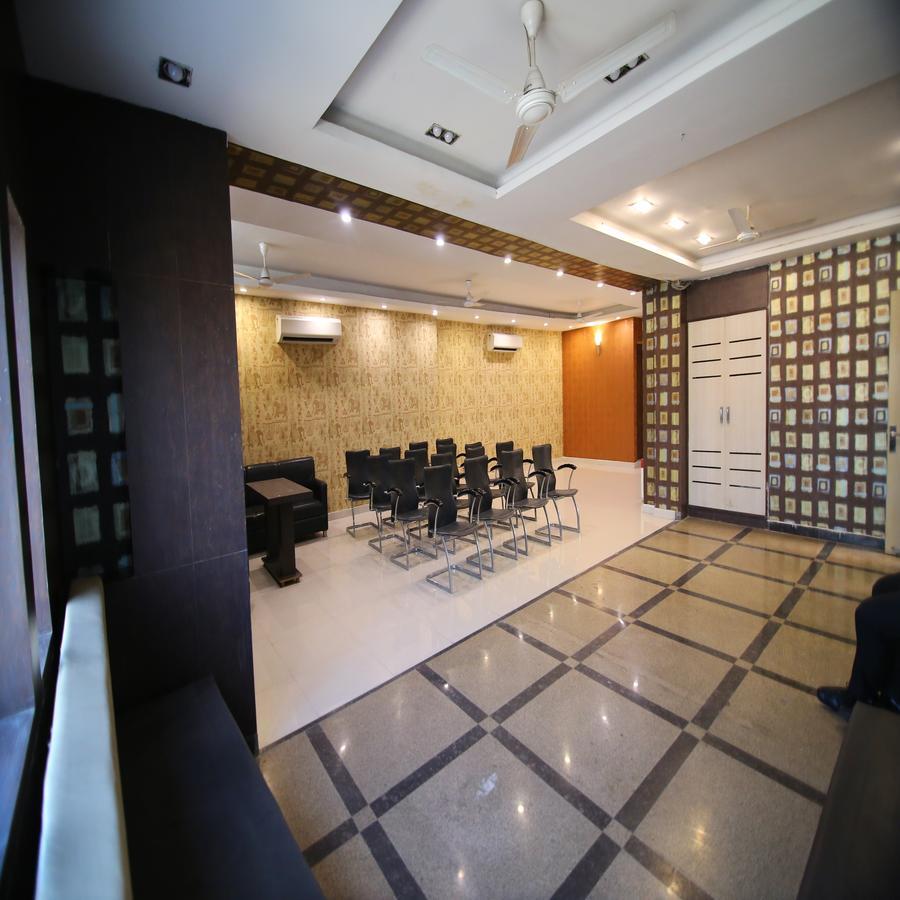 Hotel Pappan Plaza Palwal Ngoại thất bức ảnh