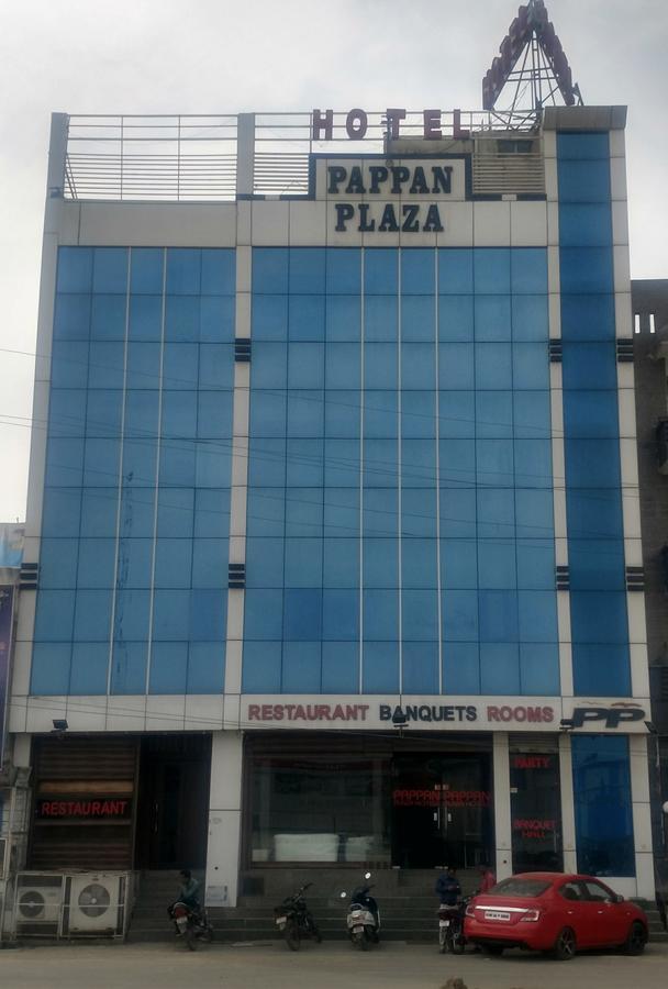 Hotel Pappan Plaza Palwal Ngoại thất bức ảnh